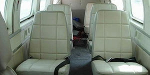 Piper Navajo PA-31 (Cheyenne / Chieftain) cabin for New York charter