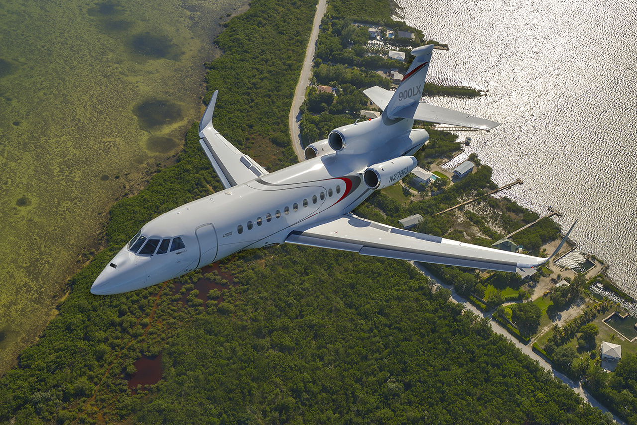 Dassault Falcon 900LX heavy jet for New York charter